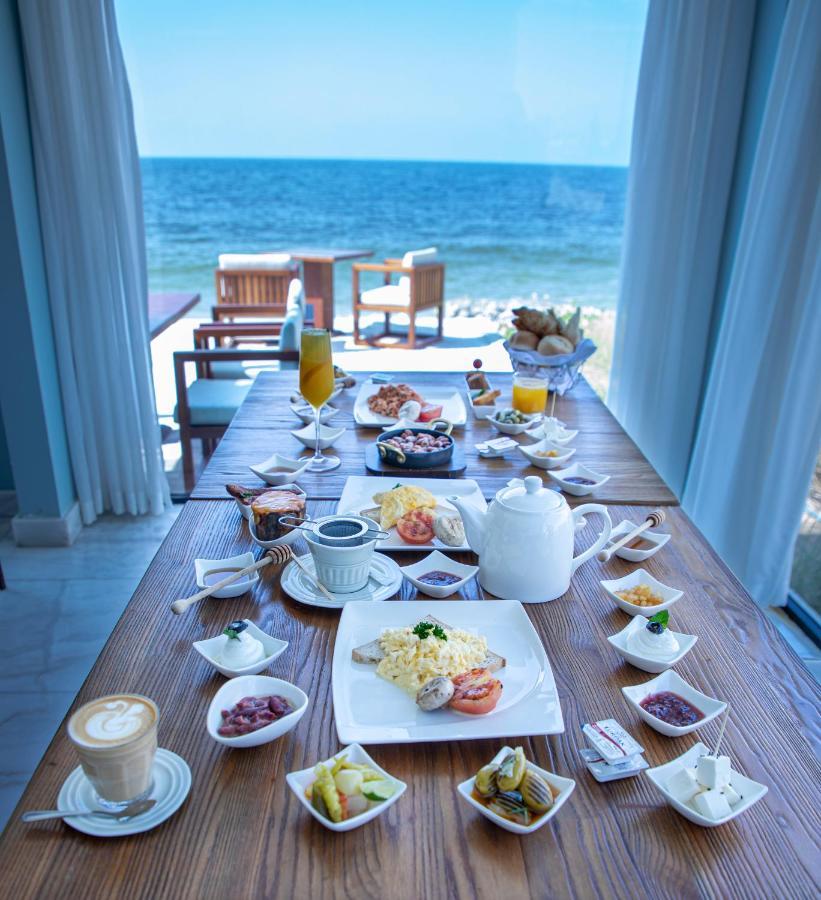 Caravana Beach Resort Al Zorah Ajman Exterior photo